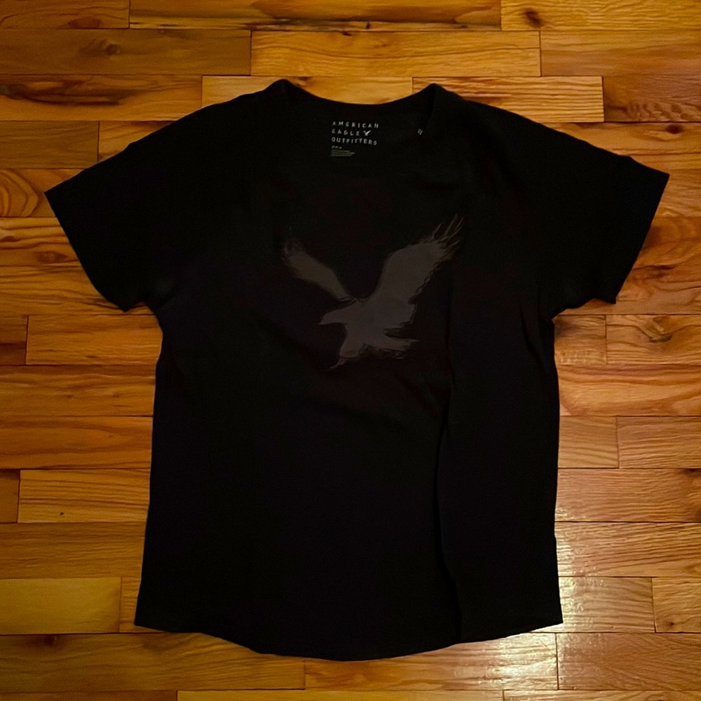 American Eagle black logo T-shirt